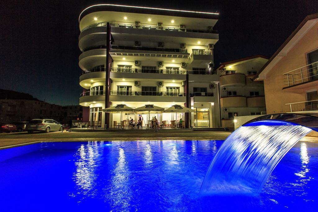 אולסינץ' Hotel Edita מראה חיצוני תמונה