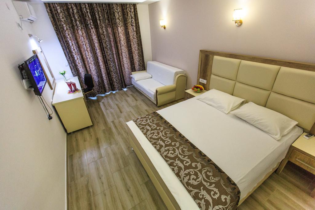 אולסינץ' Hotel Edita מראה חיצוני תמונה