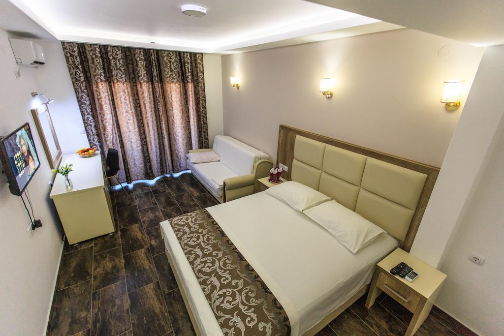אולסינץ' Hotel Edita מראה חיצוני תמונה
