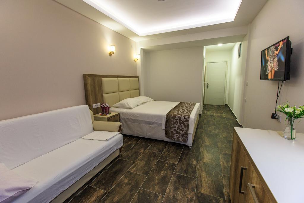 אולסינץ' Hotel Edita מראה חיצוני תמונה