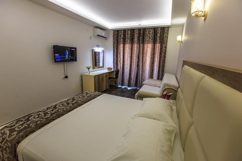 אולסינץ' Hotel Edita מראה חיצוני תמונה