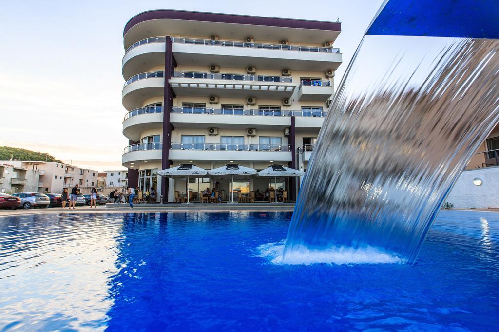 אולסינץ' Hotel Edita מראה חיצוני תמונה